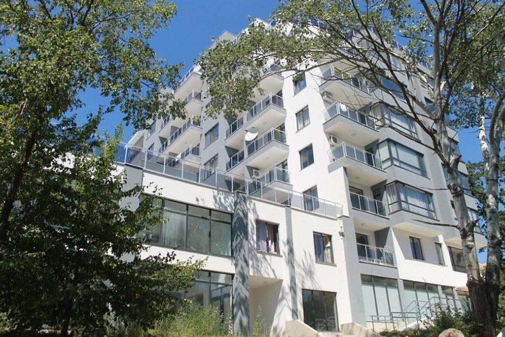 Dilov Apartments In Yalta Golden Sands Eksteriør billede