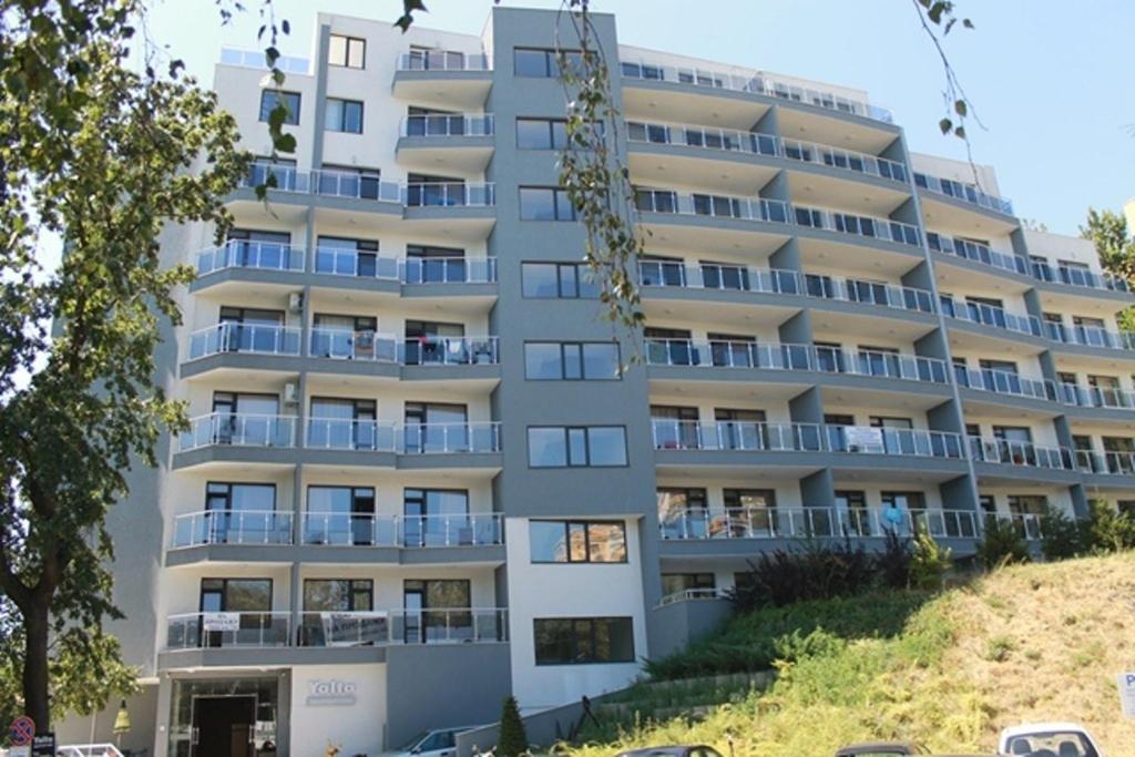 Dilov Apartments In Yalta Golden Sands Eksteriør billede